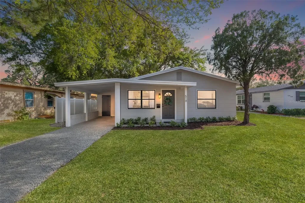 518 92nd Avenue N St Petersburg FL 33702