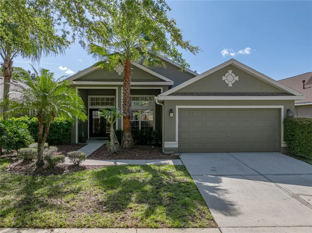 8205 Myrtle Point Way Tampa FL 33647