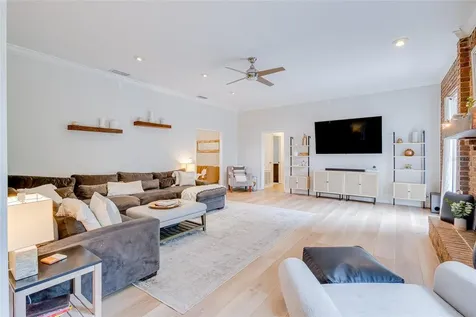 7354 Woodbriar Court Orlando FL 32835