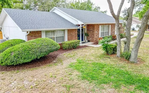 7354 Woodbriar Court Orlando FL 32835