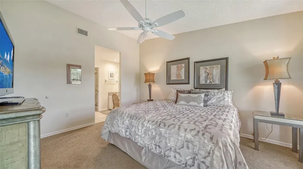 4462 Weybridge Street Sarasota FL 34235