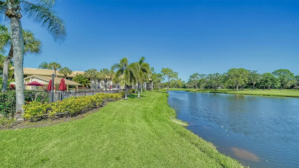 4462 Weybridge Street Sarasota FL 34235