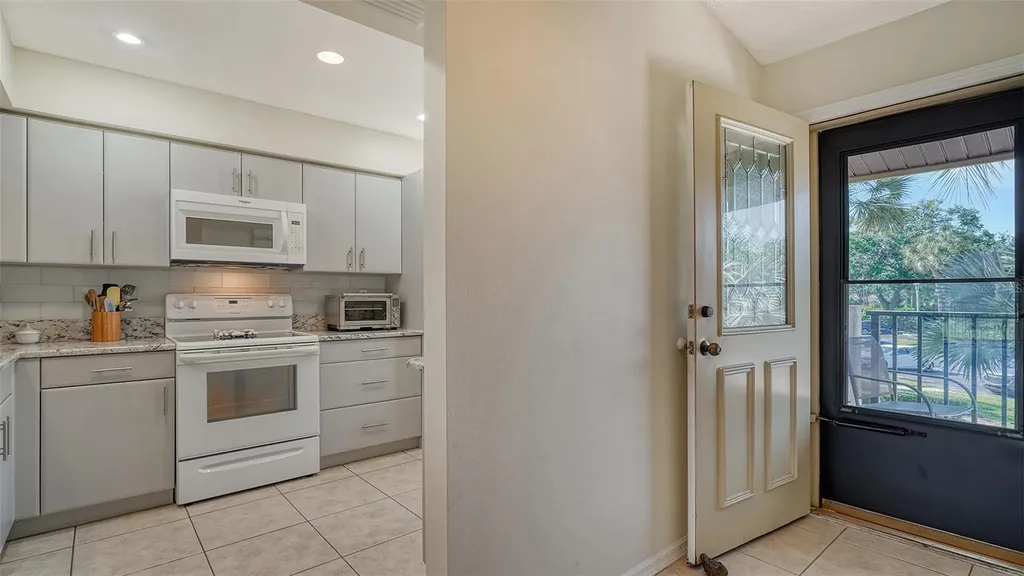 4462 Weybridge Street Sarasota FL 34235