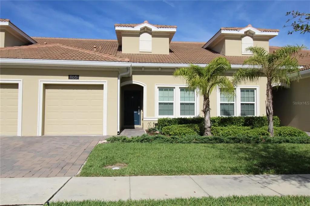 1165 Trappers Trail Loop Davenport FL 33896