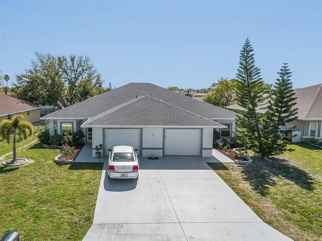 522-524 SE 8th Street Cape Coral FL 33990