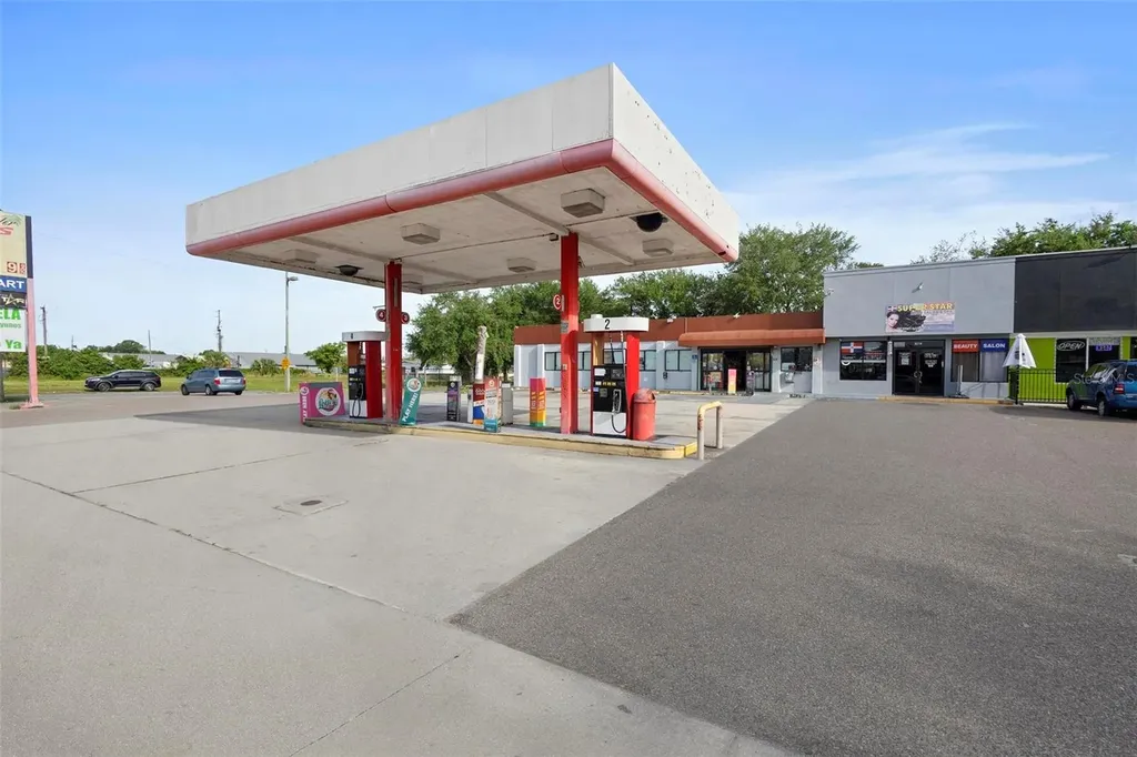 827 W Lancaster Road Orlando FL 32809