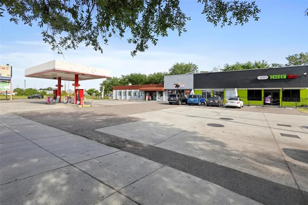 827 W Lancaster Road Orlando FL 32809