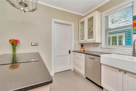 3011 W San Rafael Street Tampa FL 33629