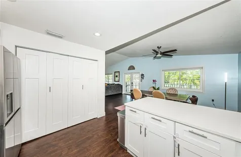 1775 Maryland Avenue NE St Petersburg FL 33703