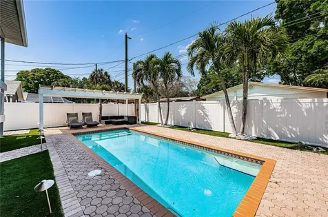 1775 Maryland Avenue NE St Petersburg FL 33703