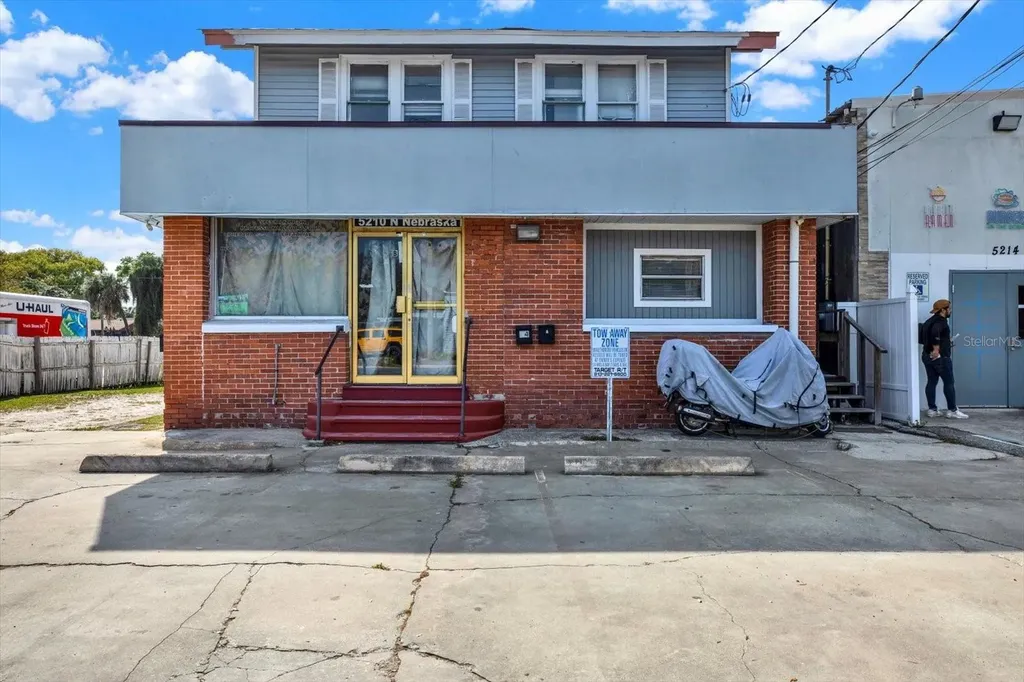 5210 N Nebraska Avenue Tampa FL 33603
