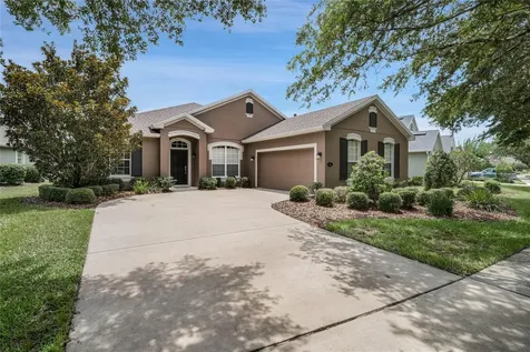 1111 Heron Point Way Deland FL 32724