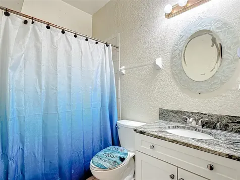 659 35th Avenue S St Petersburg FL 33705