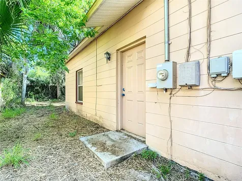 659 35th Avenue S St Petersburg FL 33705