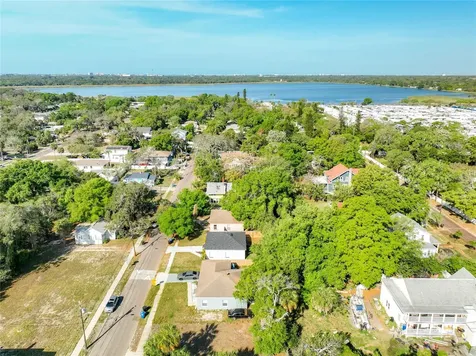 659 35th Avenue S St Petersburg FL 33705