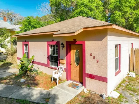659 35th Avenue S St Petersburg FL 33705