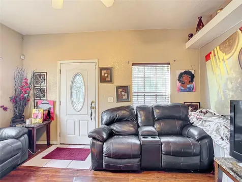 659 35th Avenue S St Petersburg FL 33705