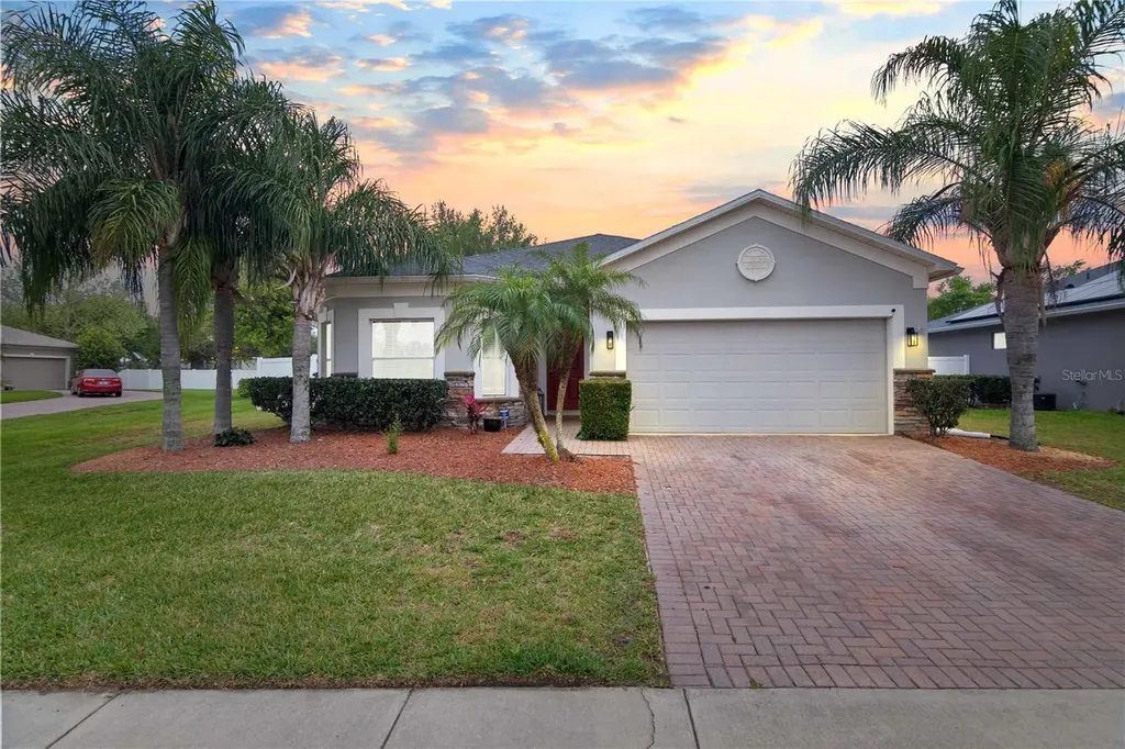 903 Meadow Glade Drive Winter Garden FL 34787