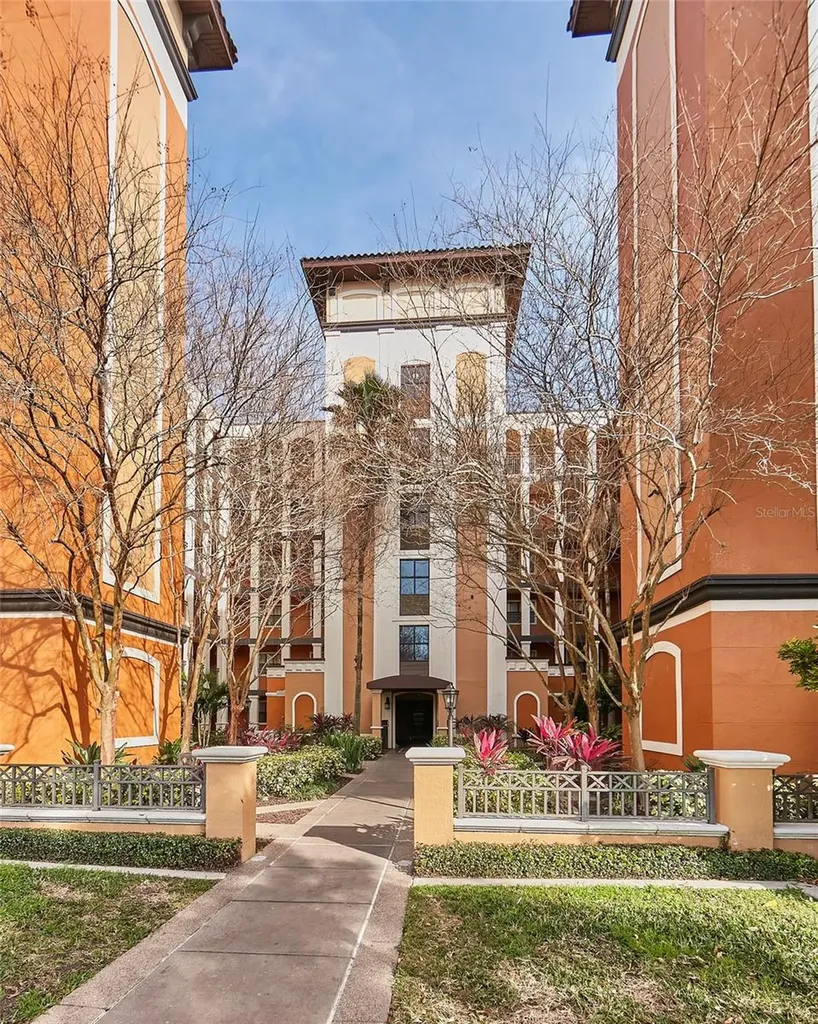 12521 Floridays Resort Drive Orlando FL 32821