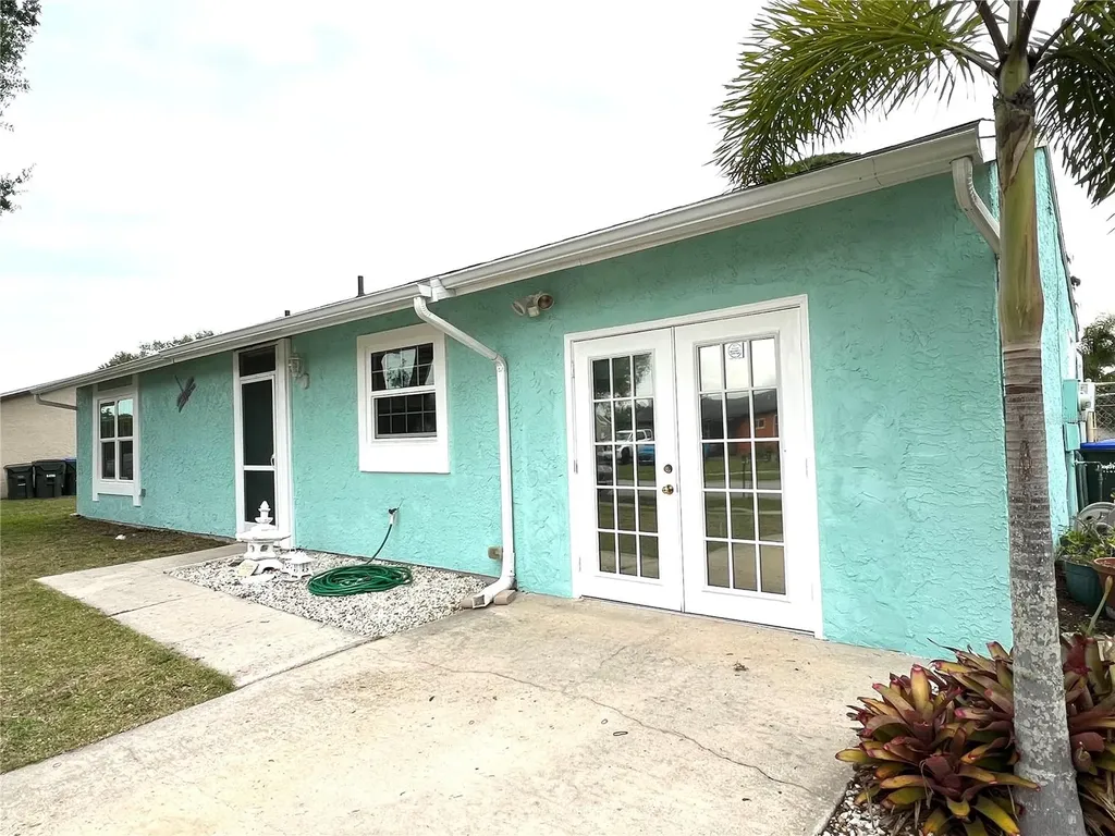 6472 Elmwood Road North Port FL 34287
