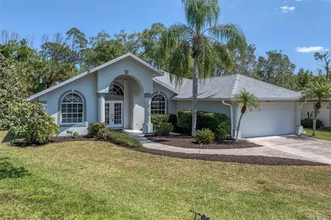 330 Penrose Circle Englewood FL 34223