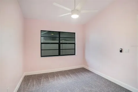 1051 Sylvia Lane Tampa FL 33613