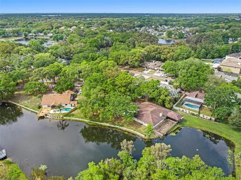 1051 Sylvia Lane Tampa FL 33613