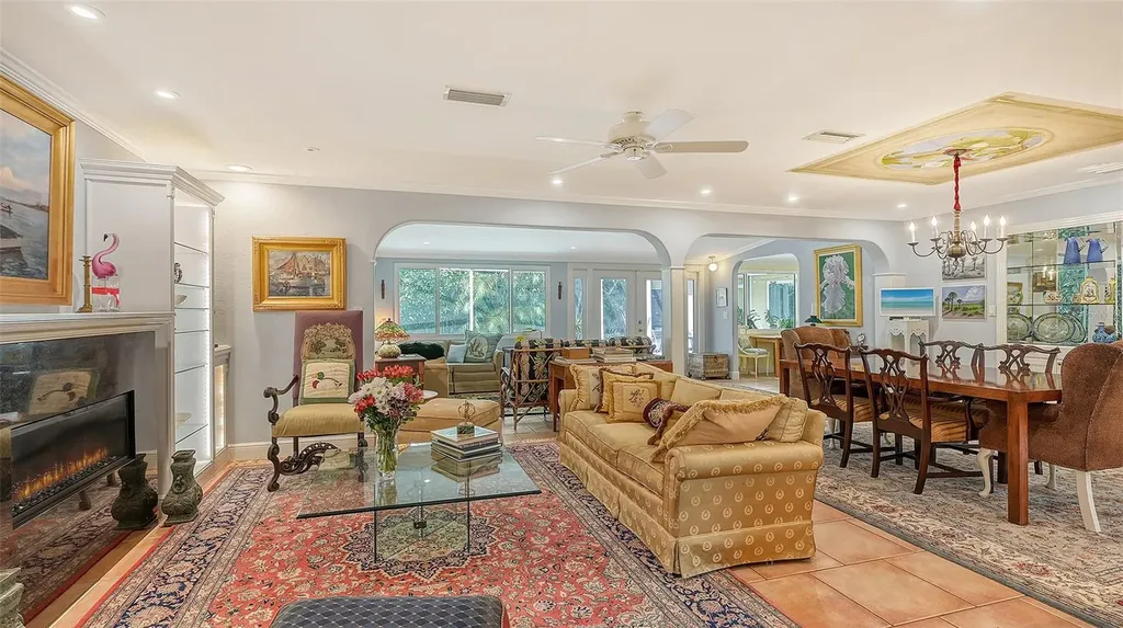 2395 Hillview Street Sarasota FL 34239