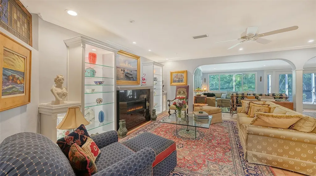 2395 Hillview Street Sarasota FL 34239