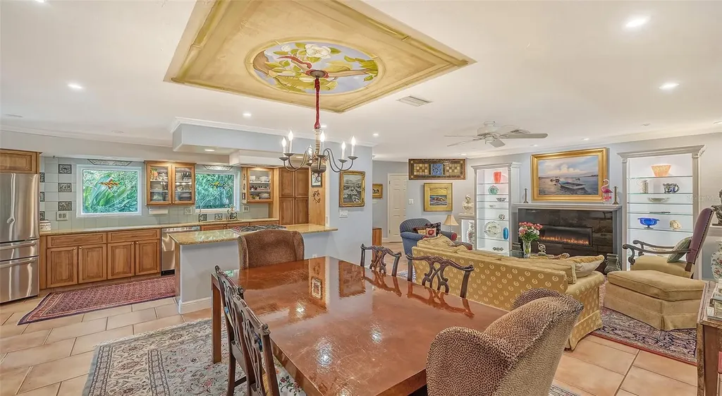 2395 Hillview Street Sarasota FL 34239