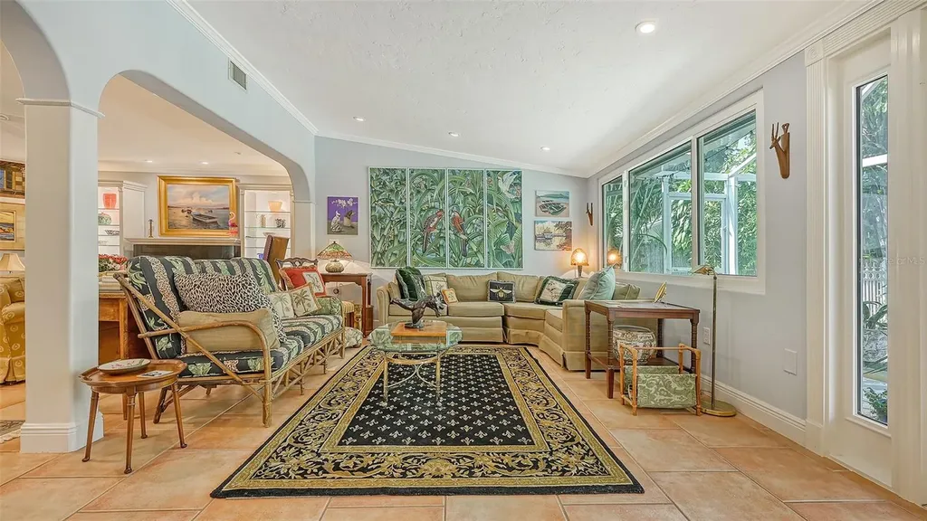 2395 Hillview Street Sarasota FL 34239