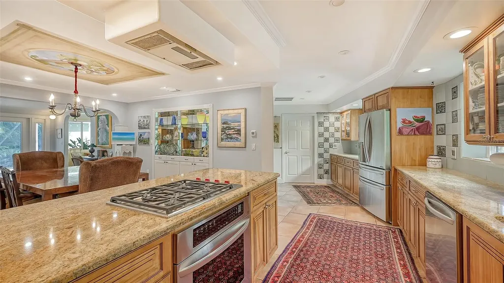 2395 Hillview Street Sarasota FL 34239