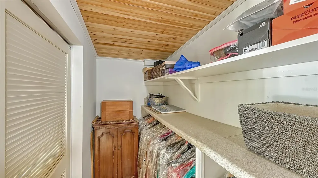 2395 Hillview Street Sarasota FL 34239