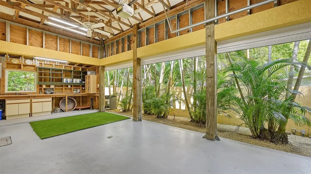 2395 Hillview Street Sarasota FL 34239