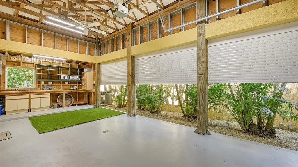 2395 Hillview Street Sarasota FL 34239