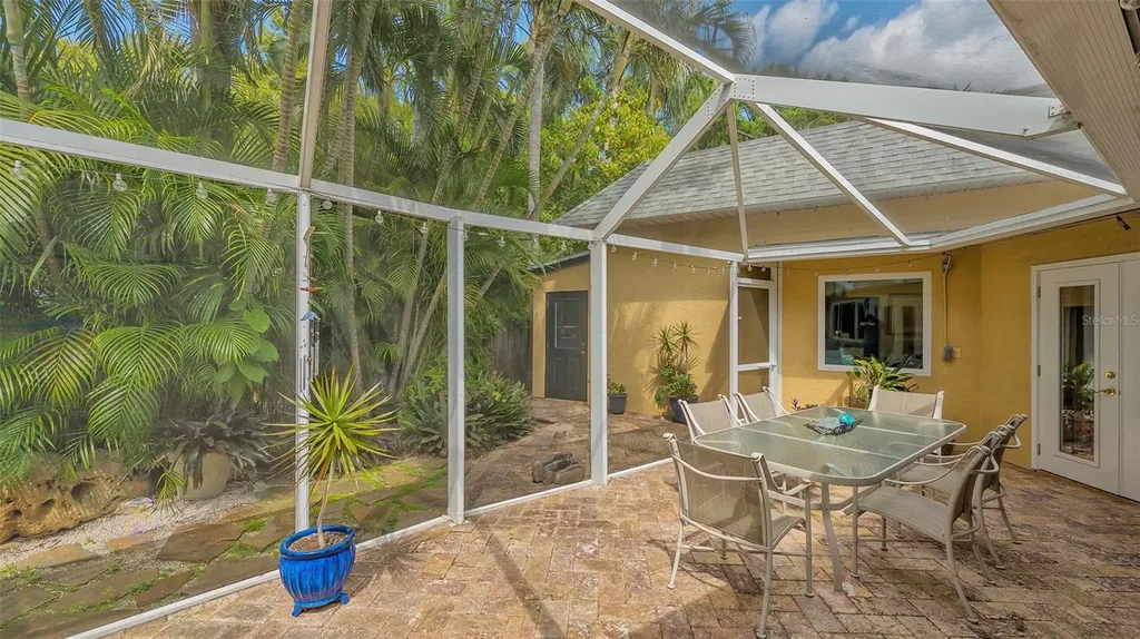 2395 Hillview Street Sarasota FL 34239