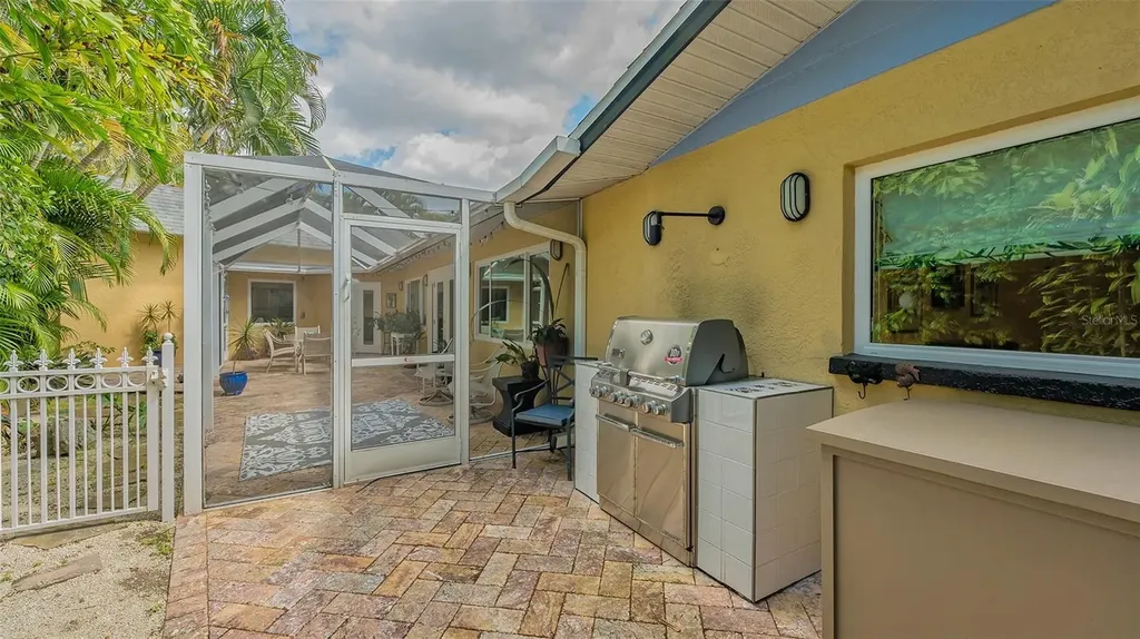 2395 Hillview Street Sarasota FL 34239