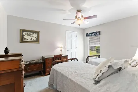 8032 Bridgeport Bay Circle Mount Dora FL 32757