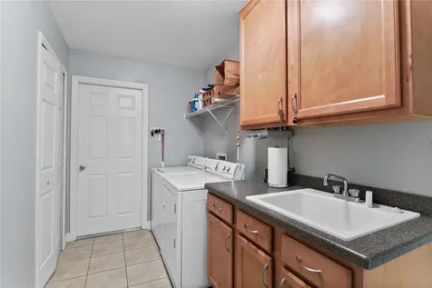 8032 Bridgeport Bay Circle Mount Dora FL 32757