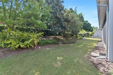 8032 Bridgeport Bay Circle Mount Dora FL 32757