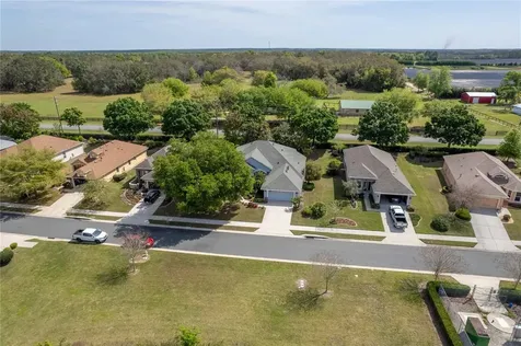 8032 Bridgeport Bay Circle Mount Dora FL 32757