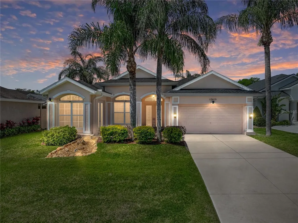 12419 Woodlands Circle Dade City FL 33525