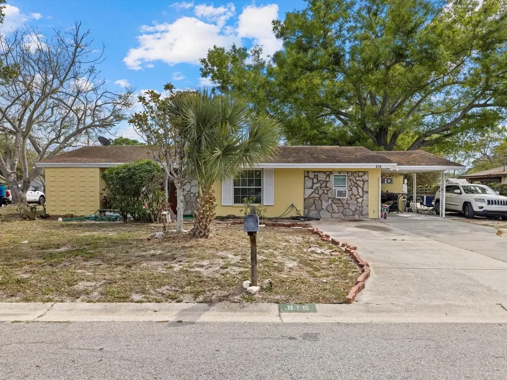 816 67th Avenue Terrace W Bradenton FL 34207