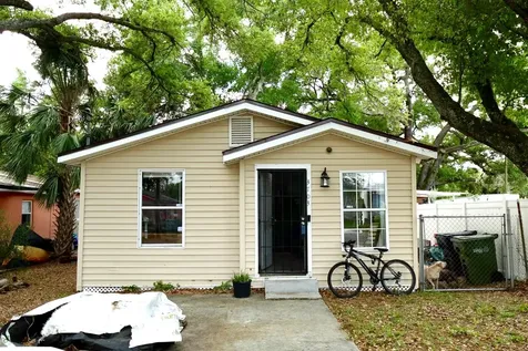 3703 E North Bay Street Tampa FL 33610