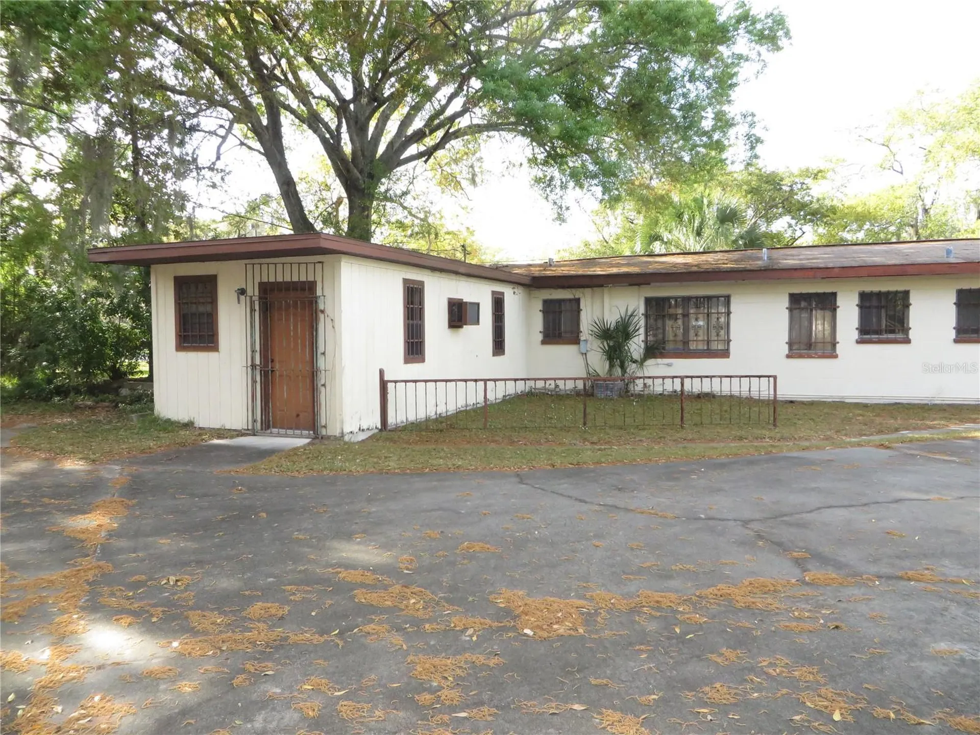 420 W Cherry Street Kissimmee FL 34741