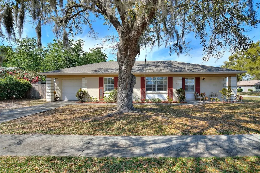 399 Iowa Woods Circle W Orlando FL 32824
