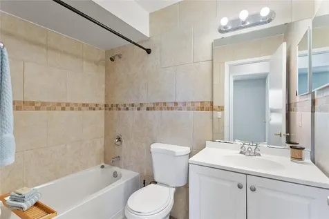 399 Iowa Woods Circle W Orlando FL 32824