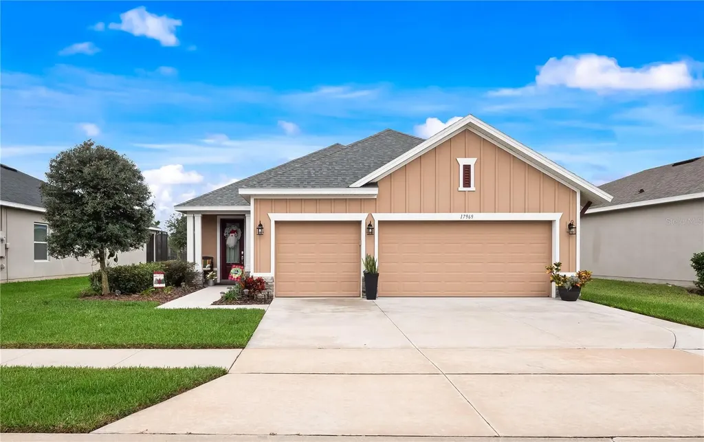 17969 Passionflower Circle Clermont FL 34714