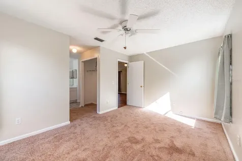 9812 Violet Drive Orlando FL 32824