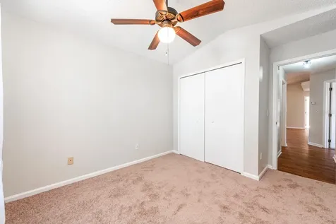 9812 Violet Drive Orlando FL 32824